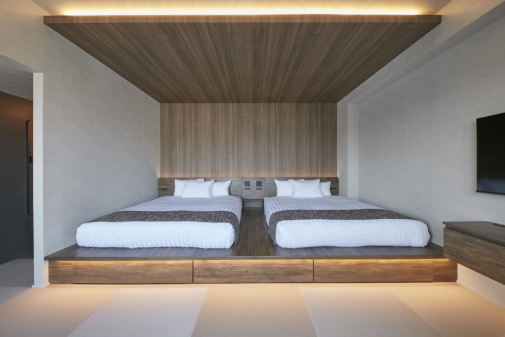 JAPANESE, MODERN