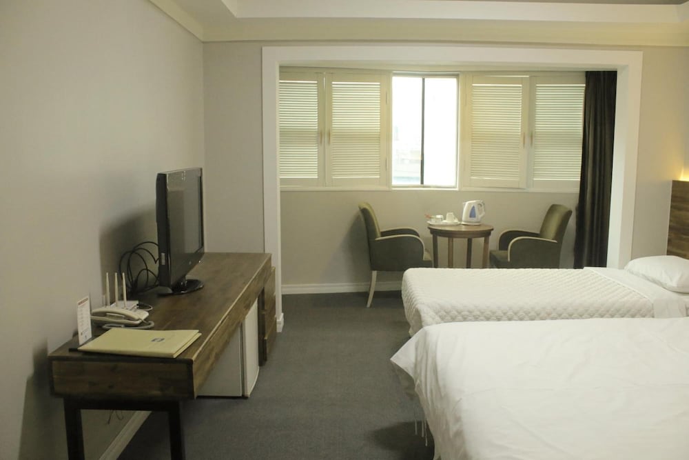 Ocean View Hotel 22/46