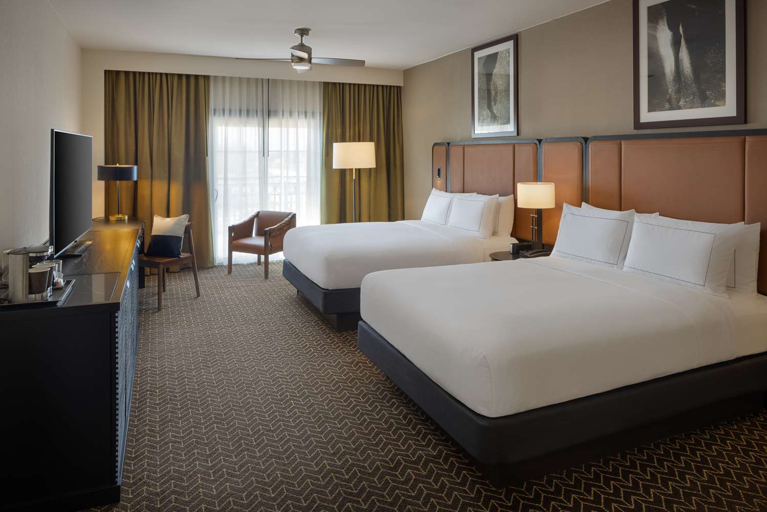 JUNIOR SUITE, 2 DOUBLE BEDS
