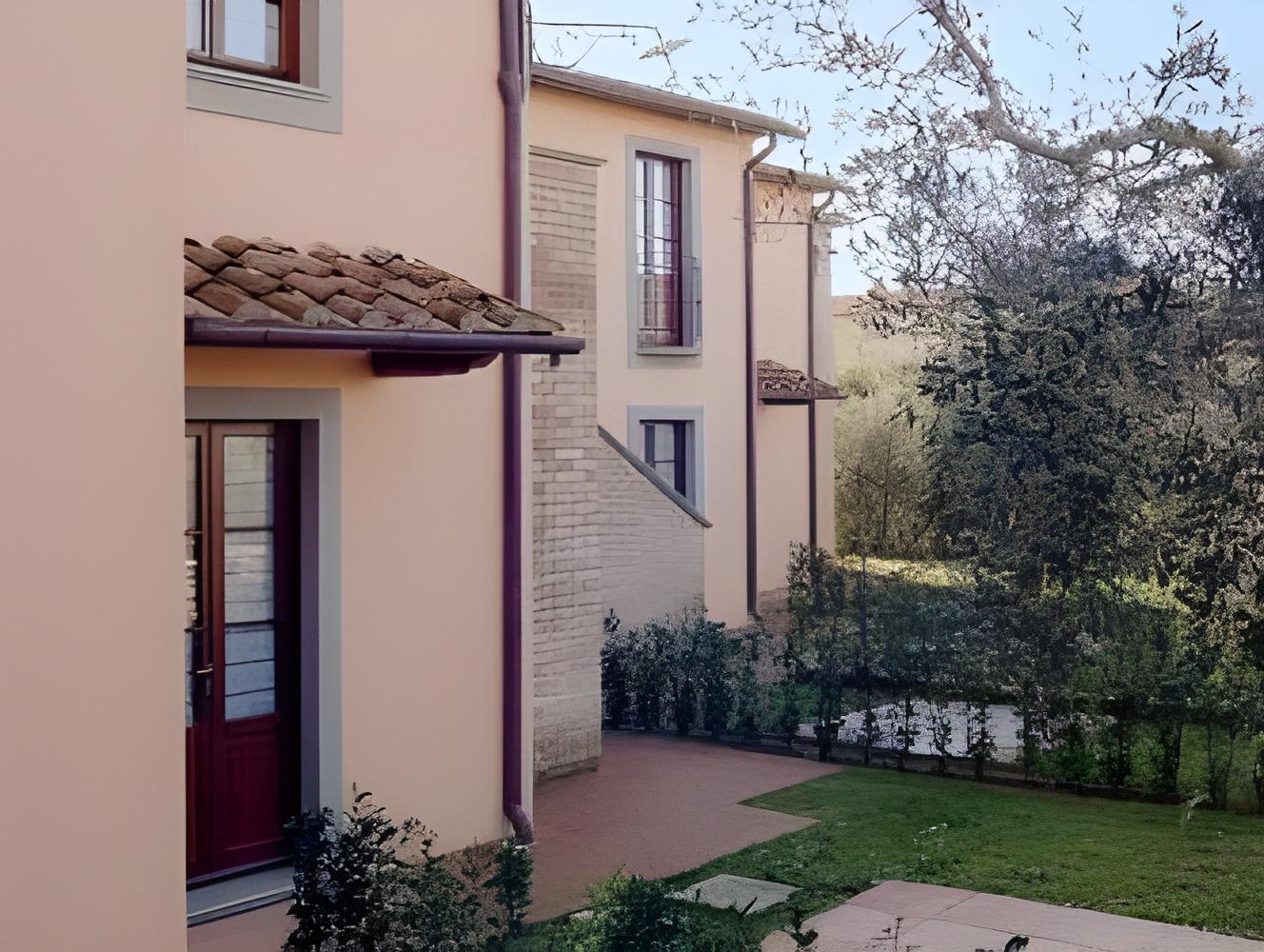 CASALE ETRUSCO 33/39