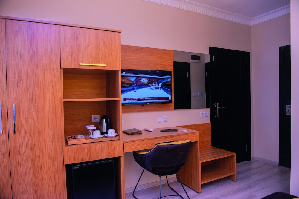 Karamans Sirkeci Suites Hotel 22/26