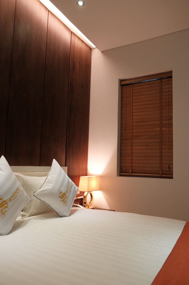 Signature Boutique Hotel 17/50