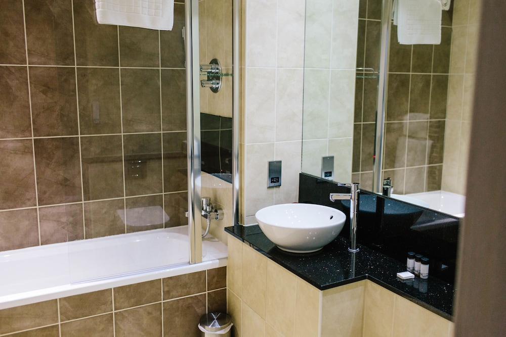 The Ashbourne Hotel, BW Signature Collection 45/48