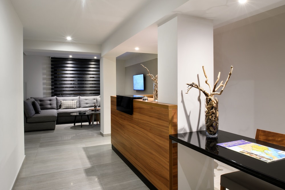 Gkeea Hotel 5/57