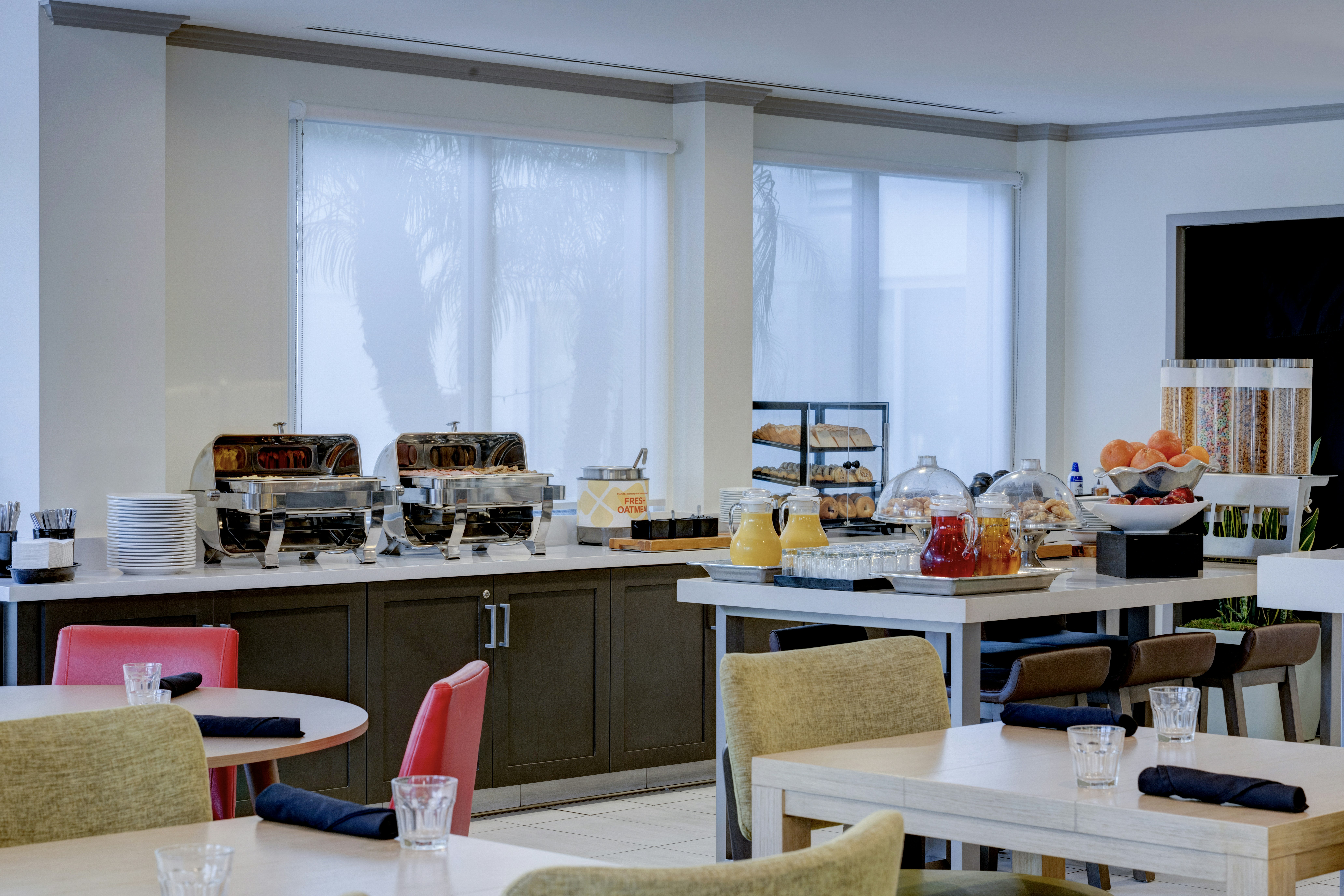 Hilton Garden Inn Anaheim Garden Grove 33/41