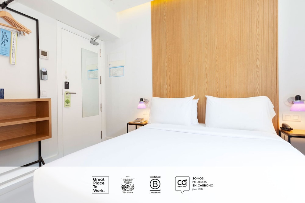 HOSTAL BUELTA 20/50