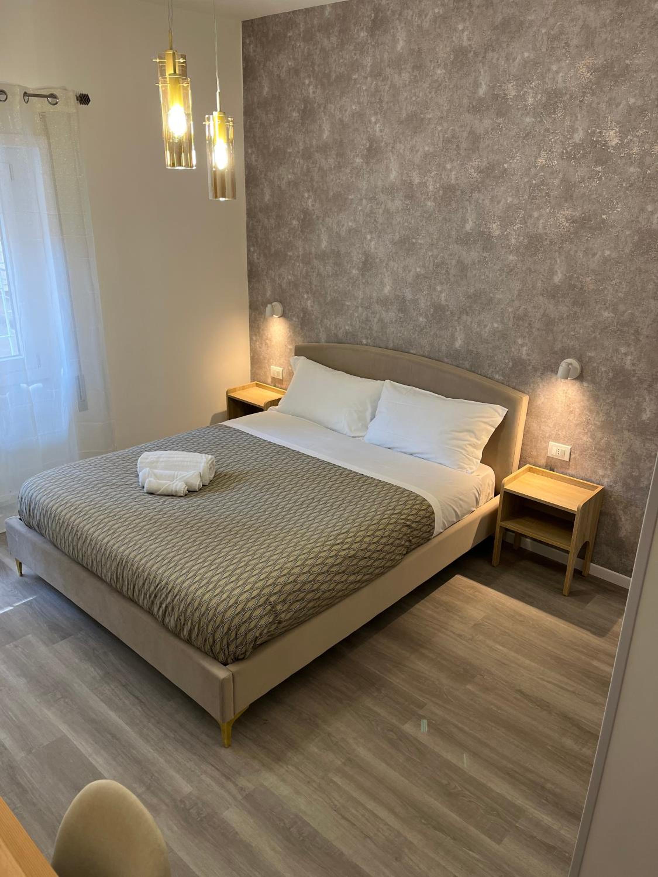 Tiburtina Urban Rooms 4/15