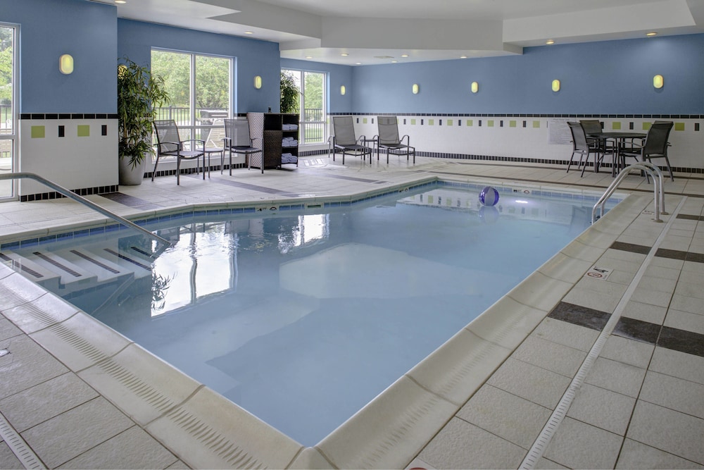 Fairfield Inn & Suites Seymour 22/40