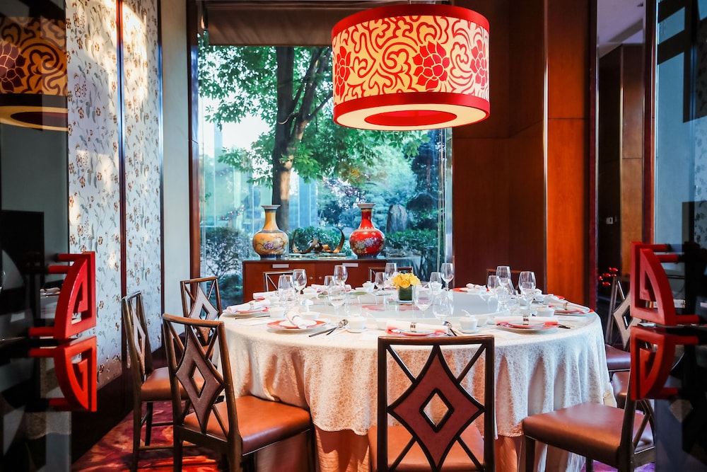 Pudong Shangri La 58/77
