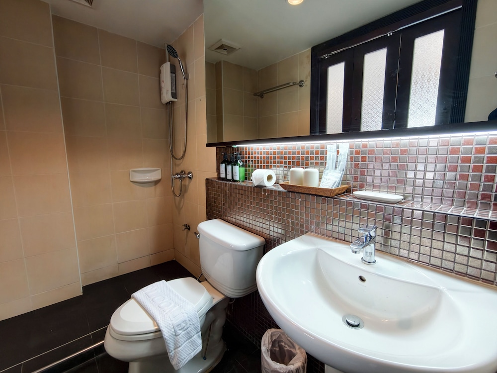 غرفة سوبيريور بسرير كوين بإطلالة على الجبل، Wild Orchid Villa Krabi 7/7