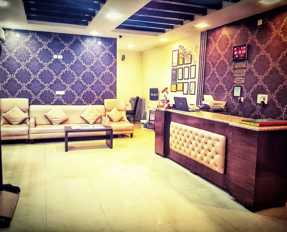 Hotel Delhi Aerocity 69/75