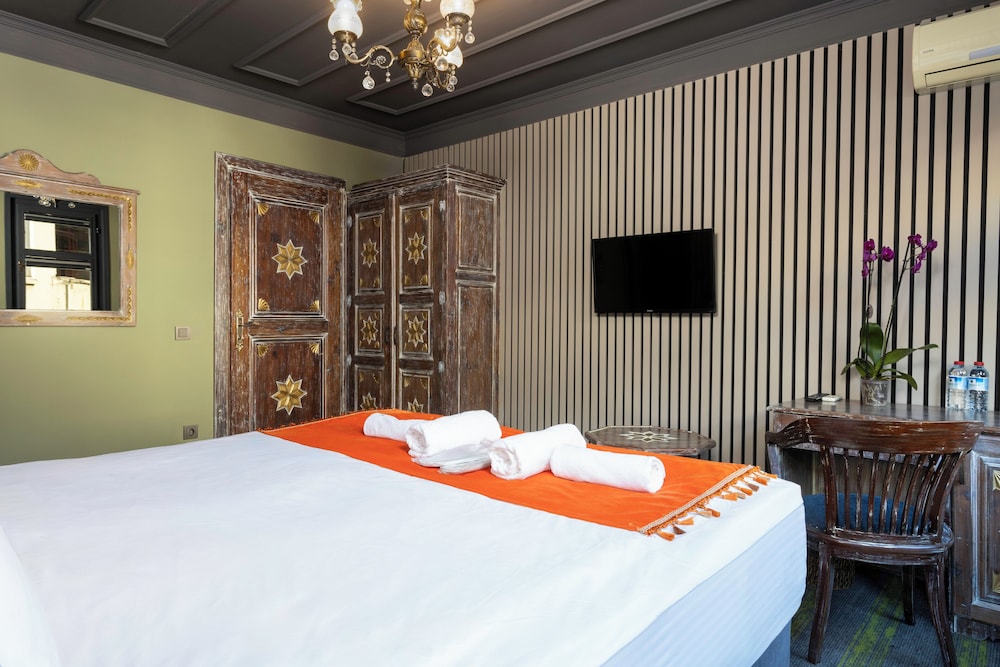Wonder Wood Hotel 34/59