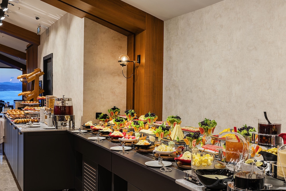 Demiray Hotel 4/50