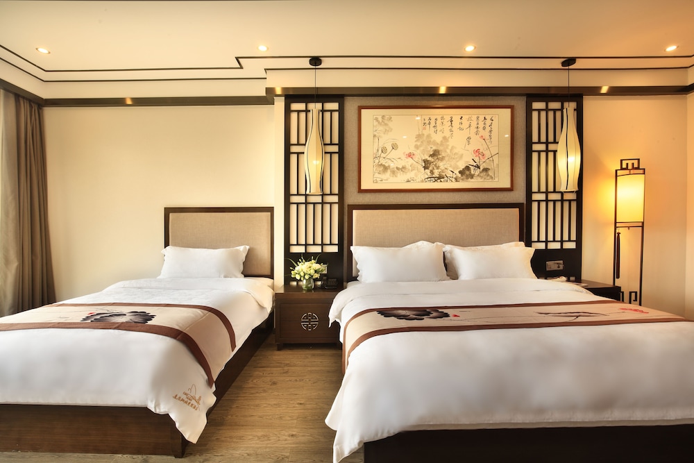 Peach Blossom River Resort 17/50