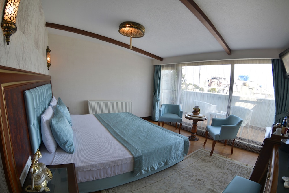 Arden City Hotel 54/67