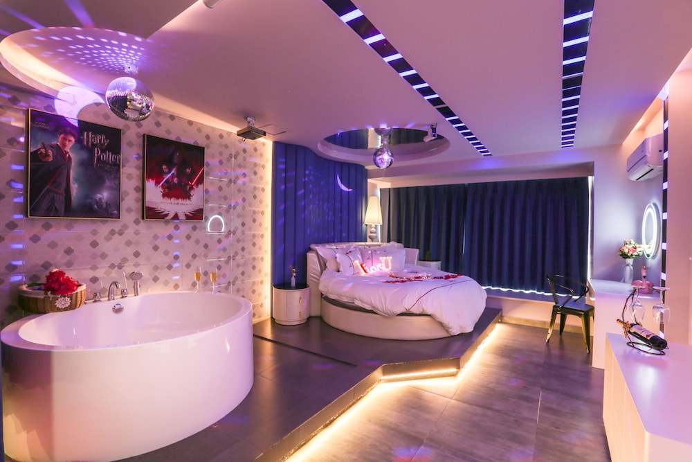 L Theme Hotel Foshan 32/50
