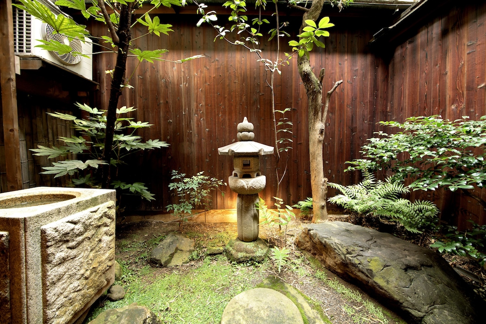 Guesthouse YULULU 37/45