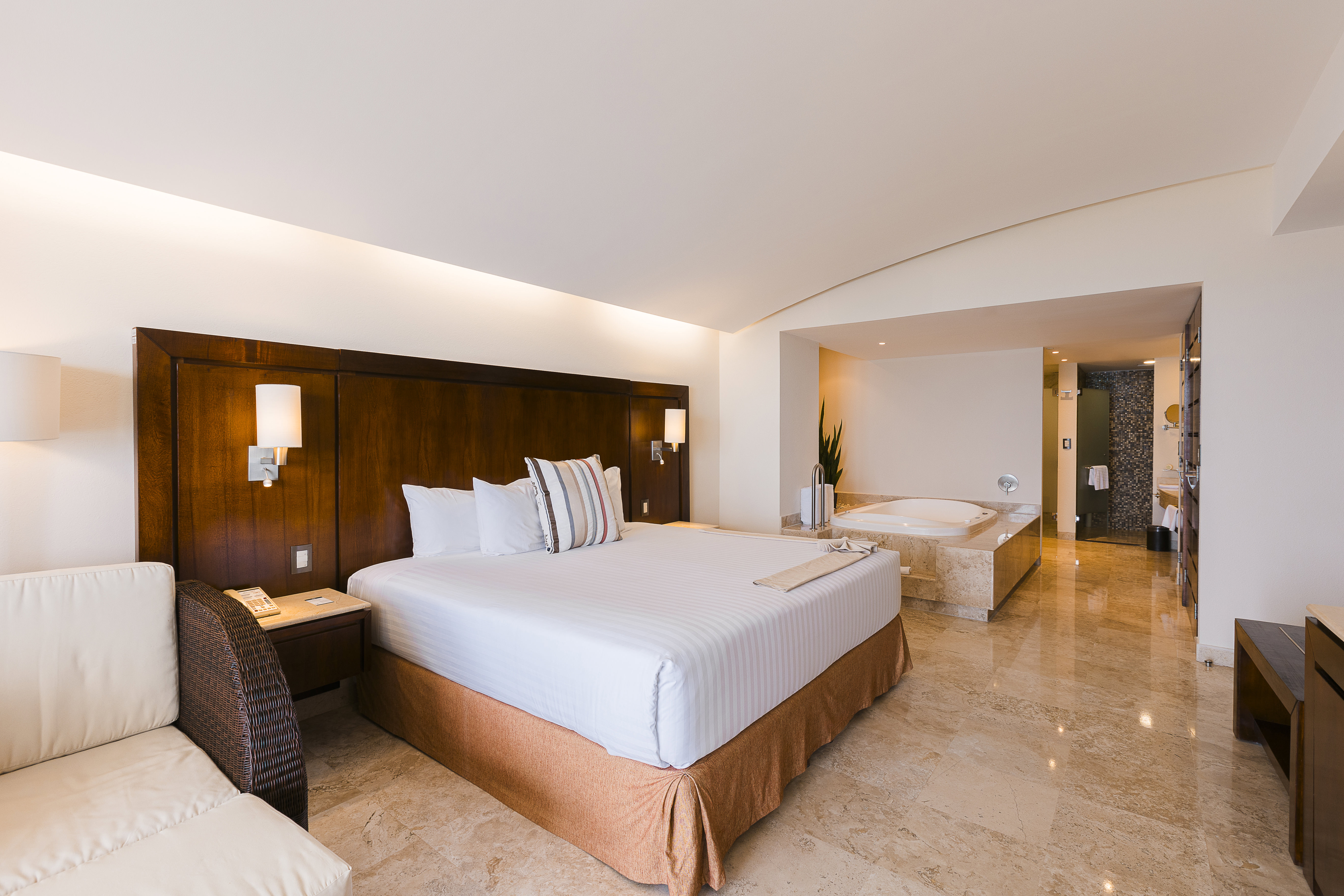 Master, Suite