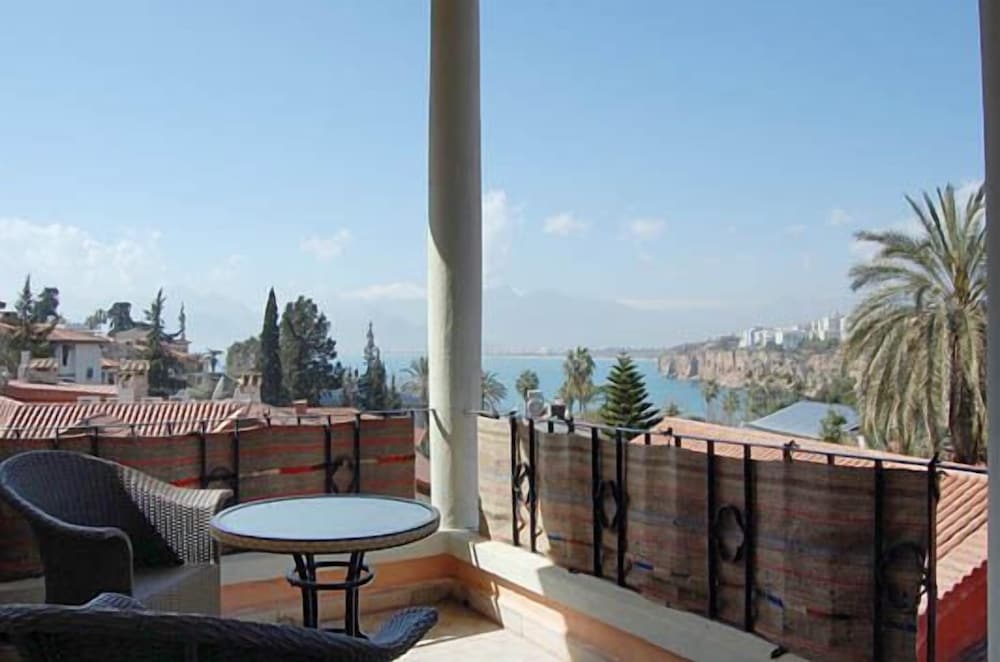 Villa Tulipan 37/50