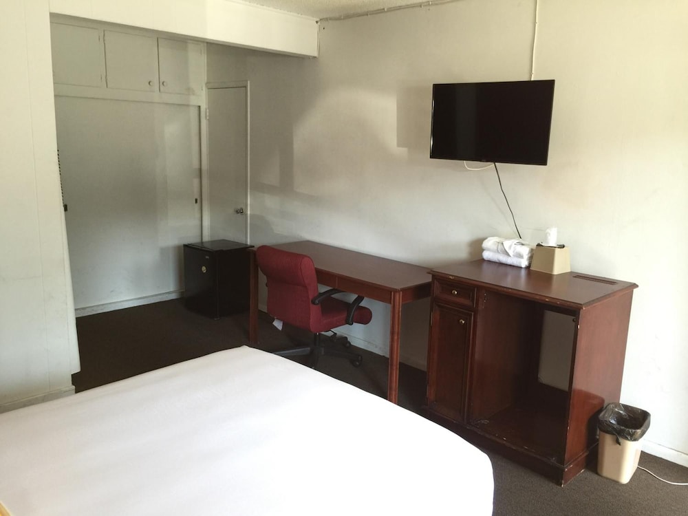 Holiday Lodge 19/57