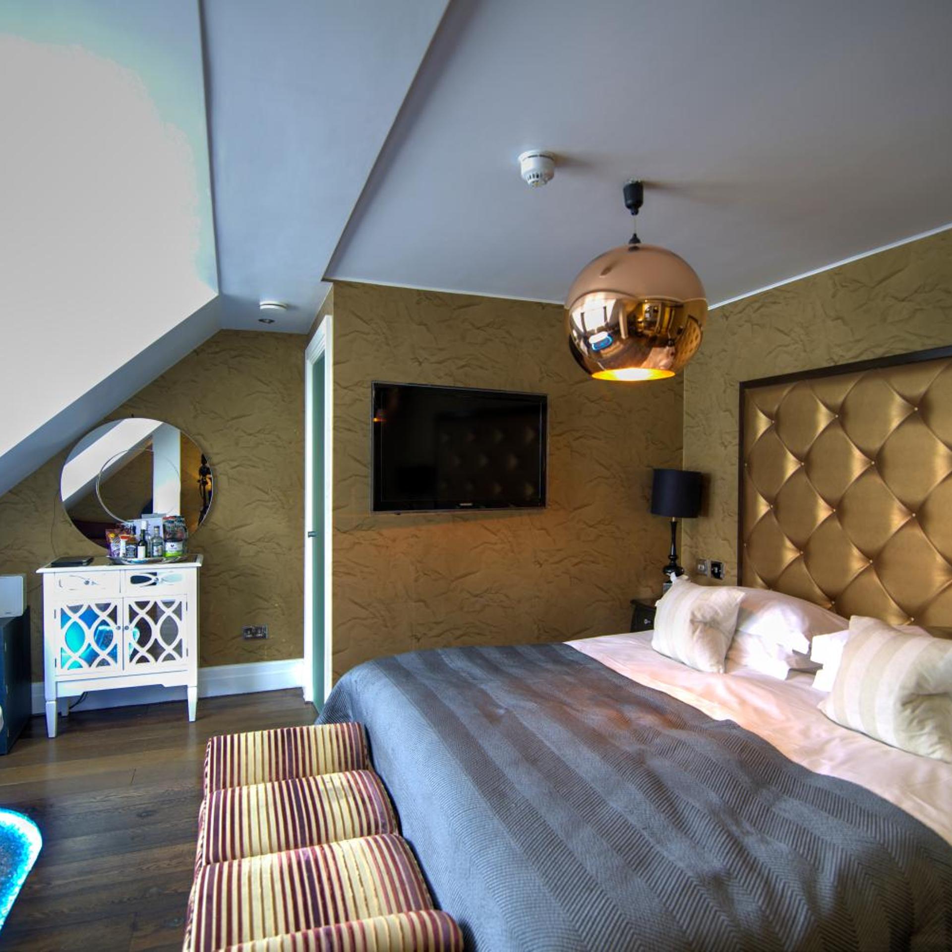Loft, Deluxe, Suite
