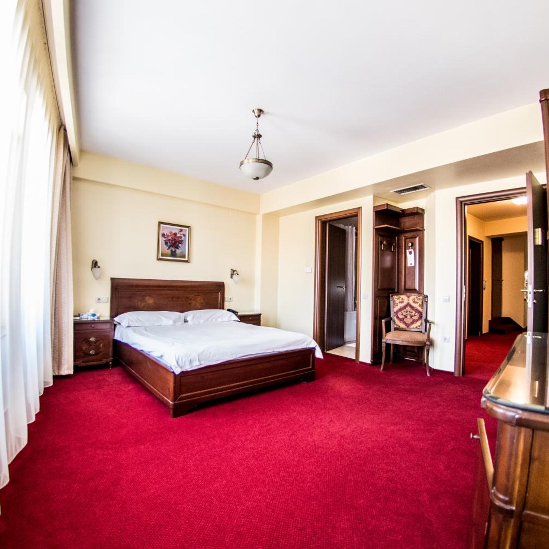 Elite Hotel 3/46