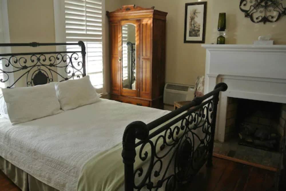 Florida House Inn 36/55