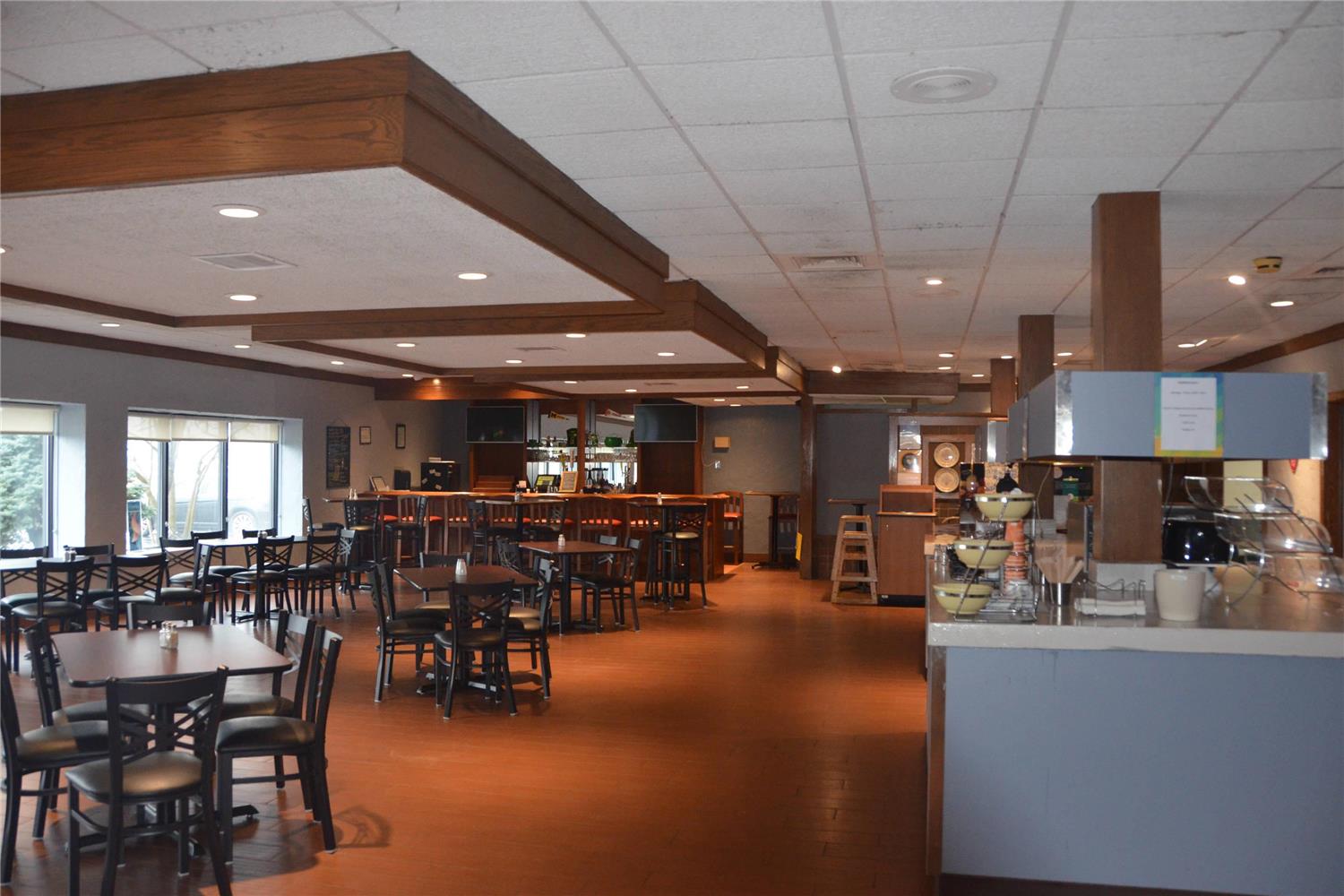 restaurant cafeteria