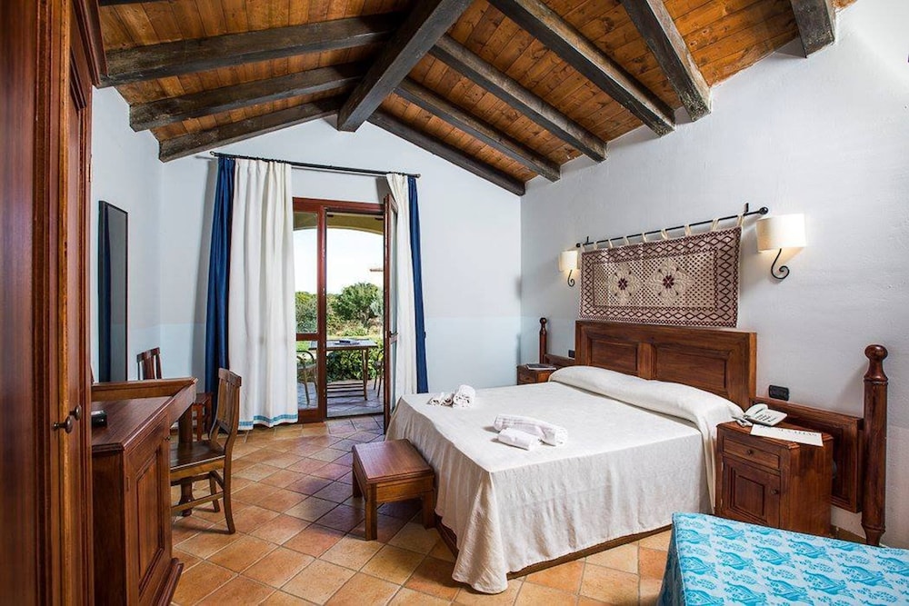 Cala Luas Resort 6/45