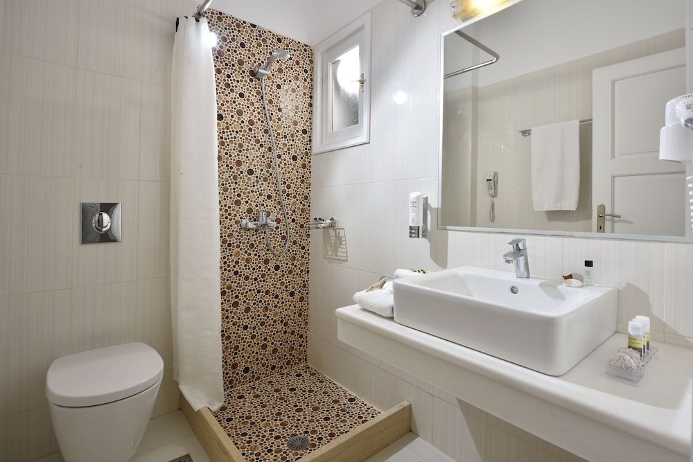 Hotel Erato 69/71
