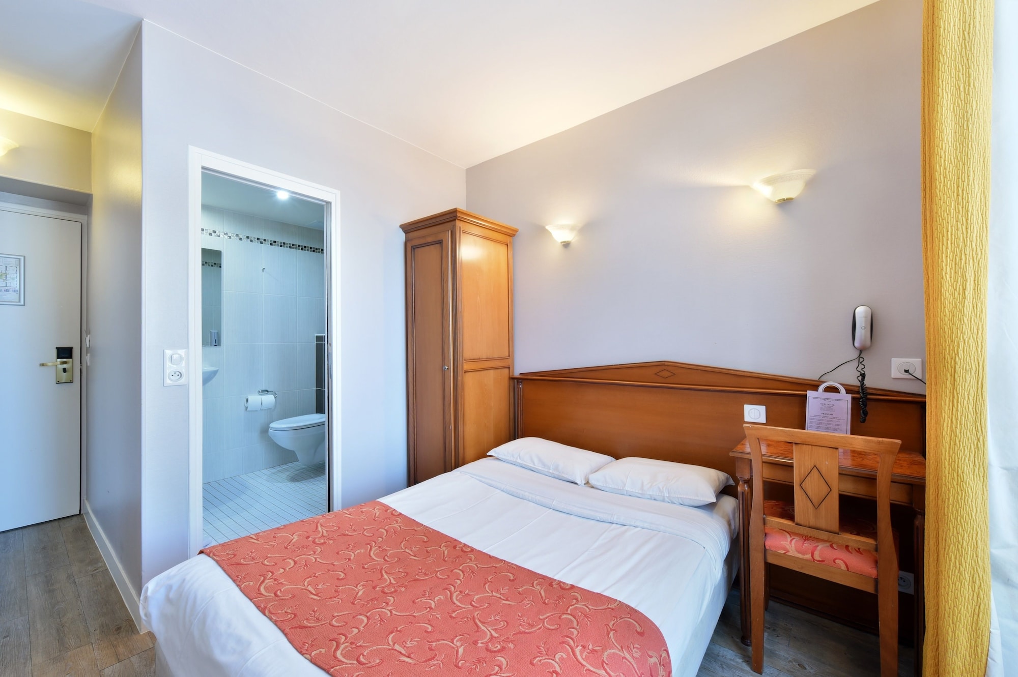 غرفة مفردة، New Hotel Gare Du Nord 12/14