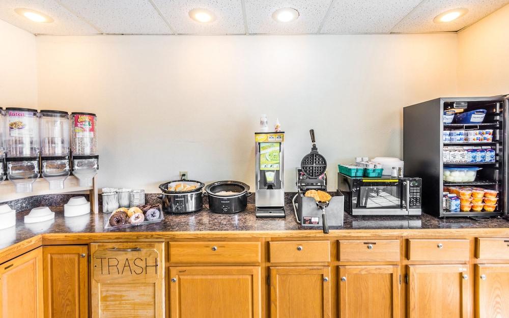 Wamego Inn And Suites 11/16