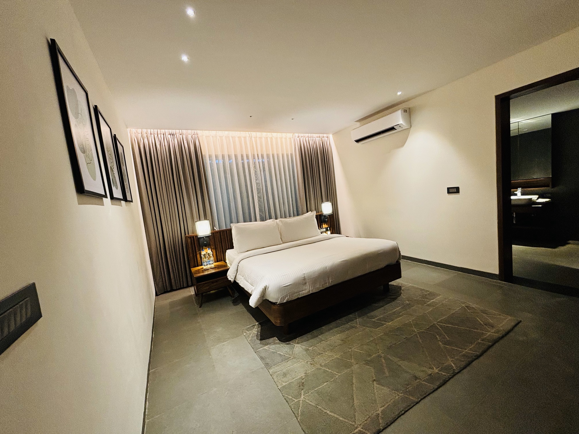 Pond, Villa, Double Bed