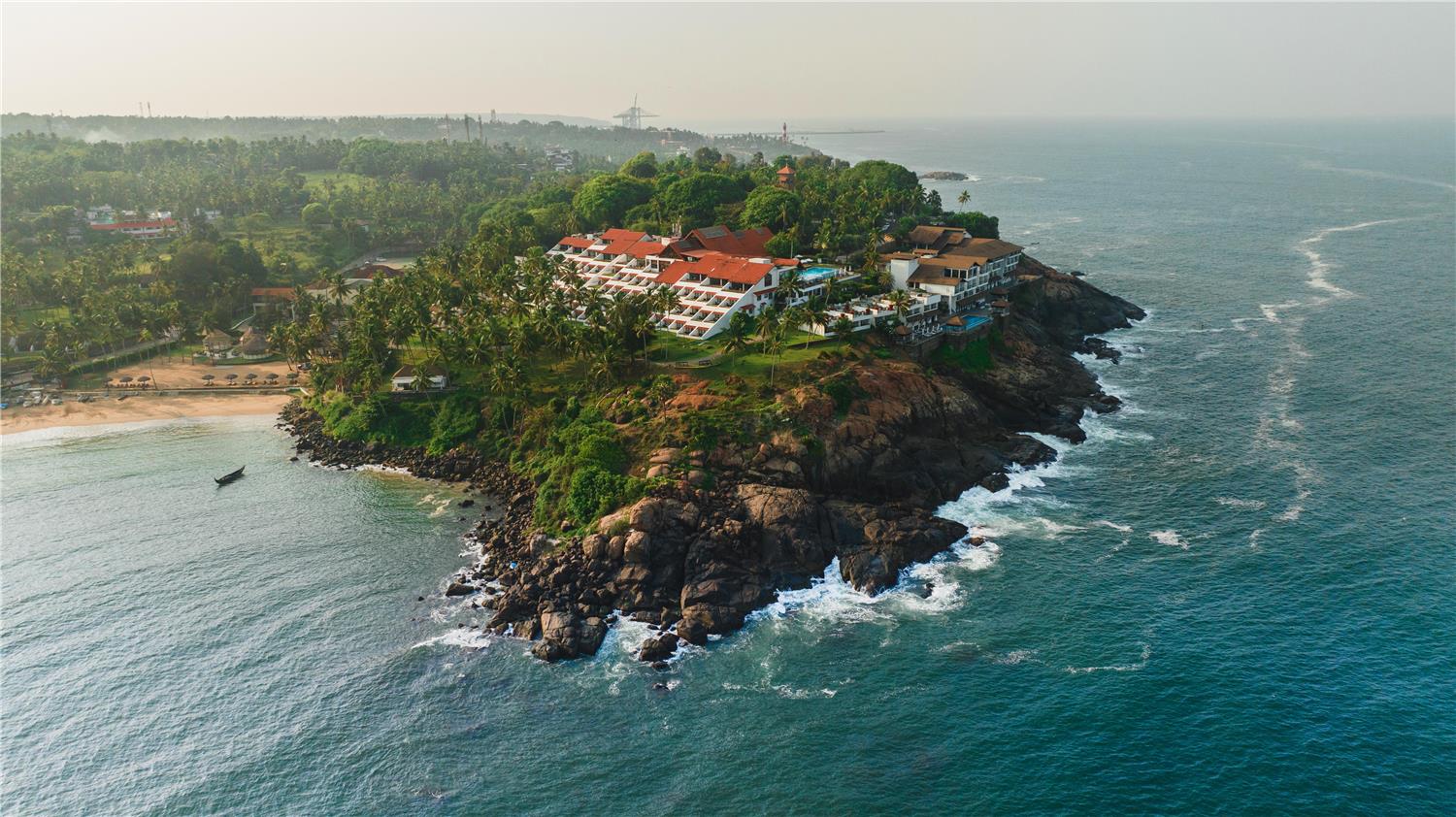 The Leela Kovalam A Raviz Hotel 6/8