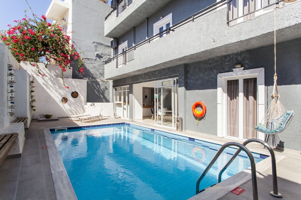 Elychryson Abience Apartments 28/32