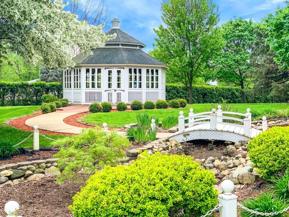 Biddle Point Inn & Event Venue 51/53