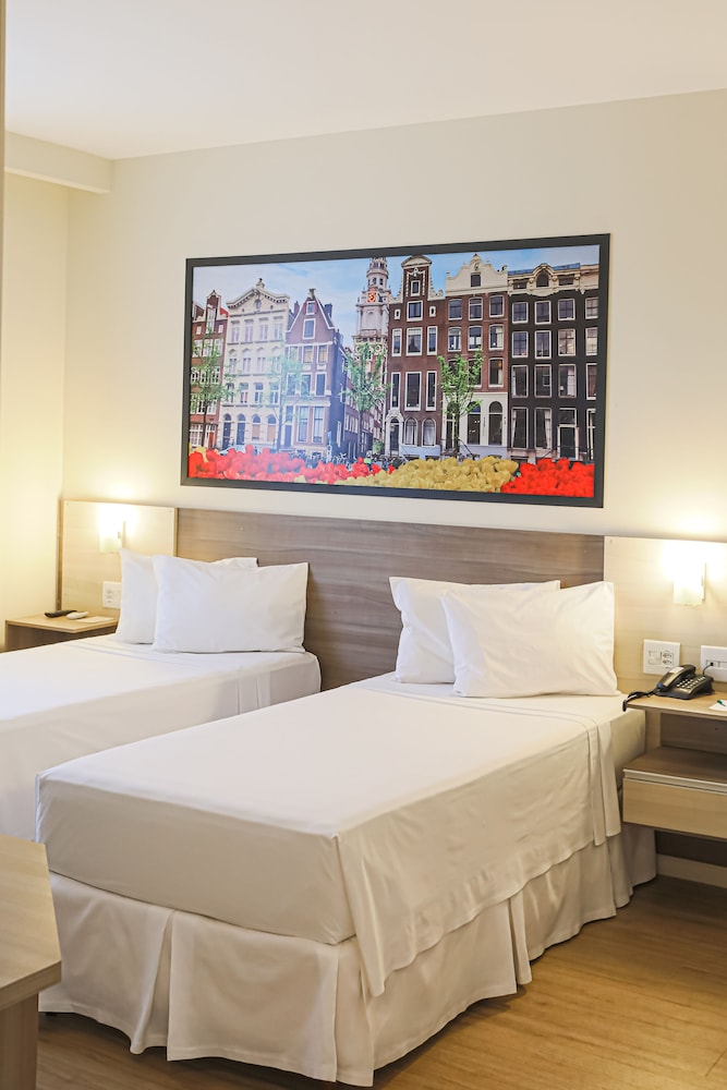 Hotel Amsterdam Montes Claros (ex. eSuites Montes Claros by Atlantica) 18/57