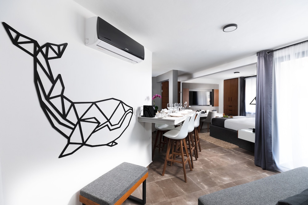 Seven Boutique Apartments 36/55