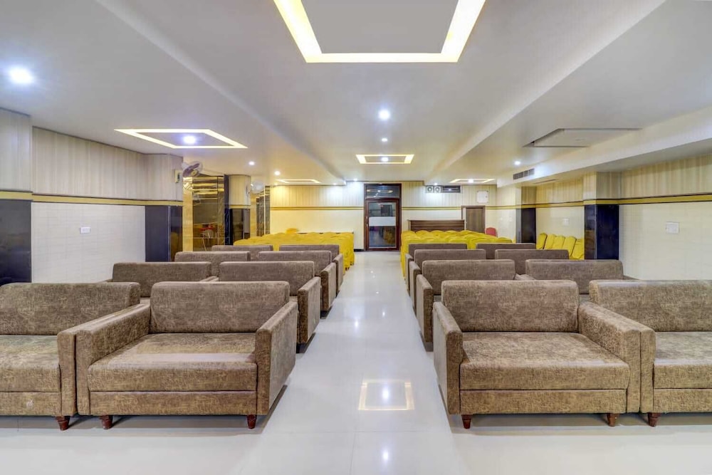 Anand Villa 32/50
