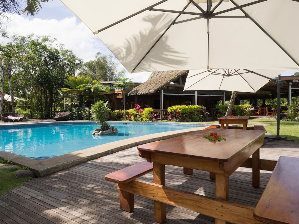 Uprising Beach Resort 11/72