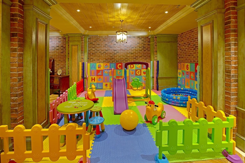 Wuhan Harvest International Hotel 55/57