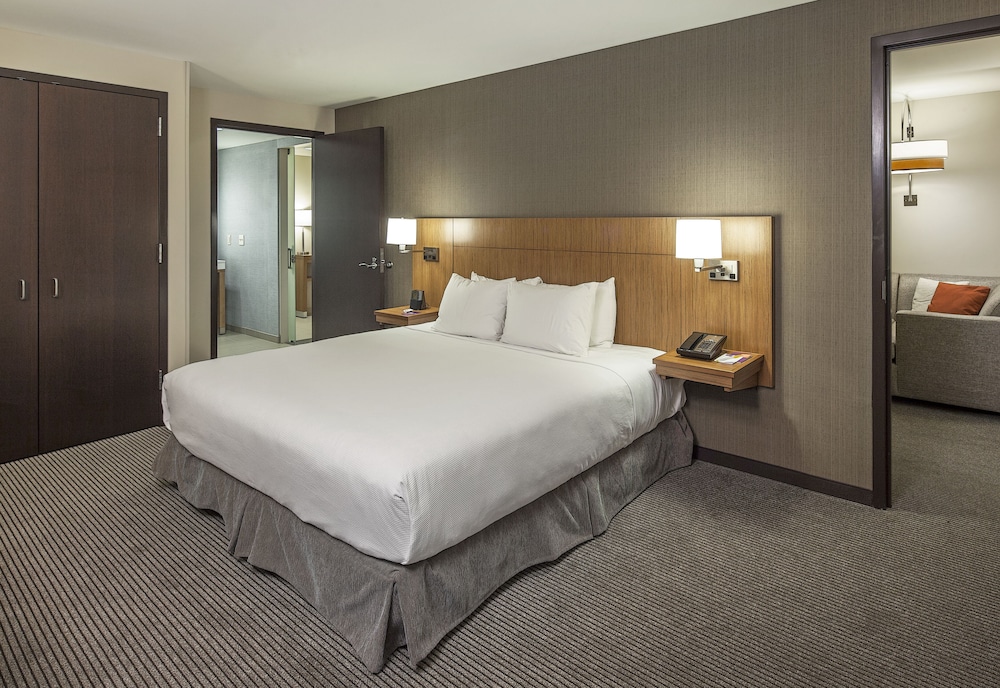 Hyatt Place Lincoln / Downtown - Haymarket 9/56