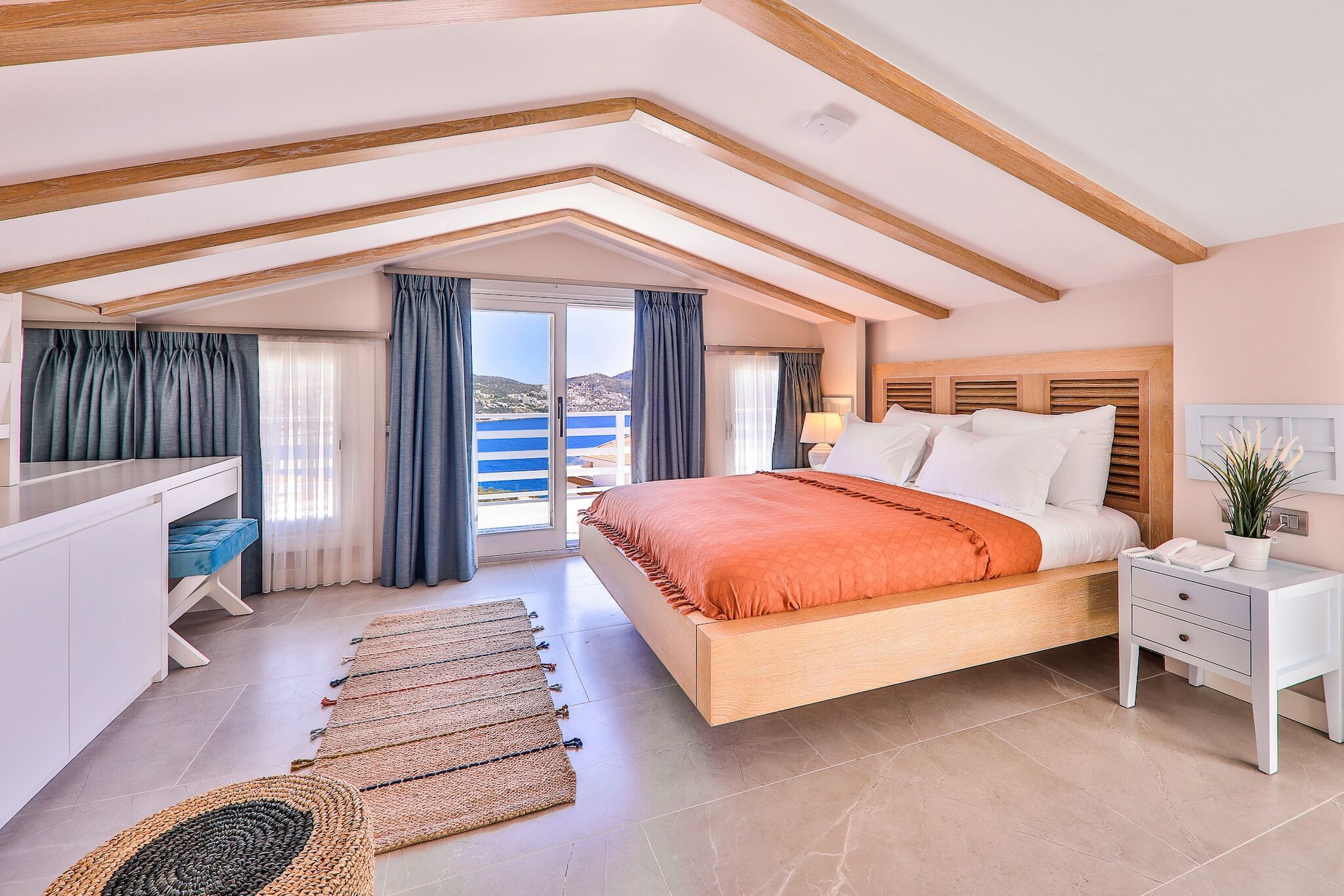 Penthouse, King Bed, Sea View, Jetted Tub