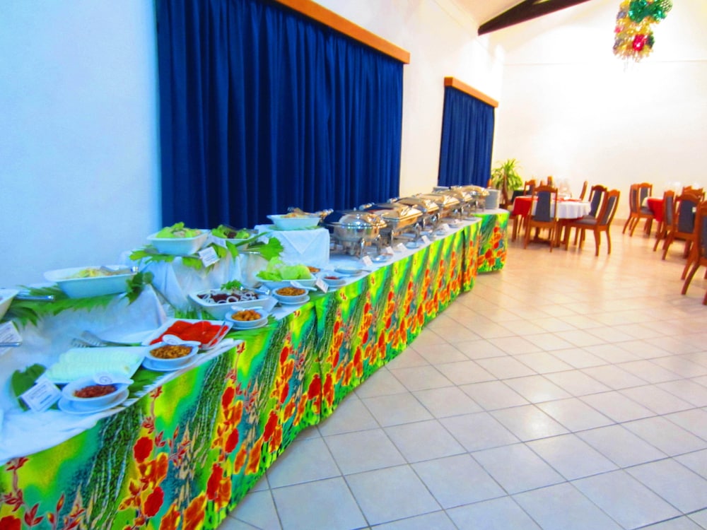 Madang Star International Hotel 52/60
