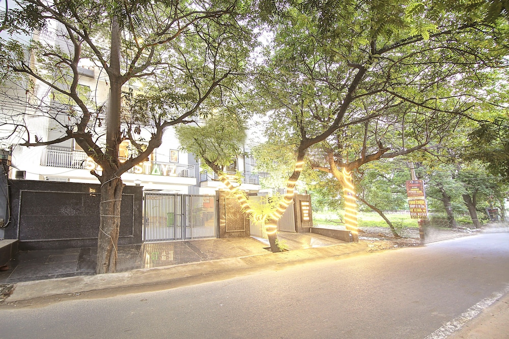 Saltstayz Hotel Huda City Center 44/49