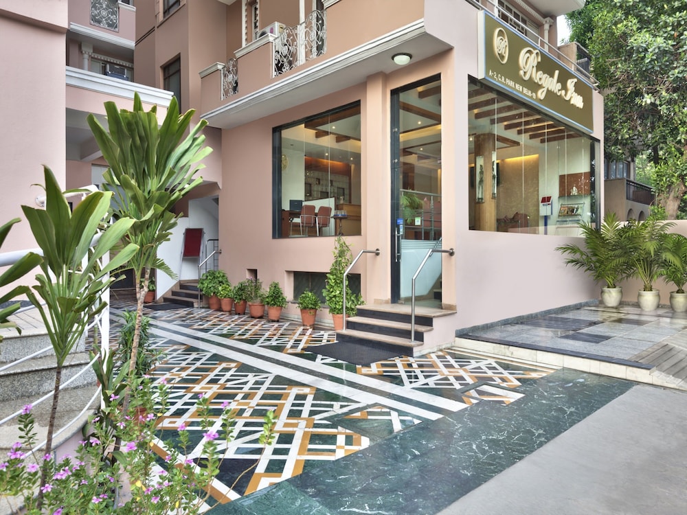 Bloom Hotel - CR Park 52/56