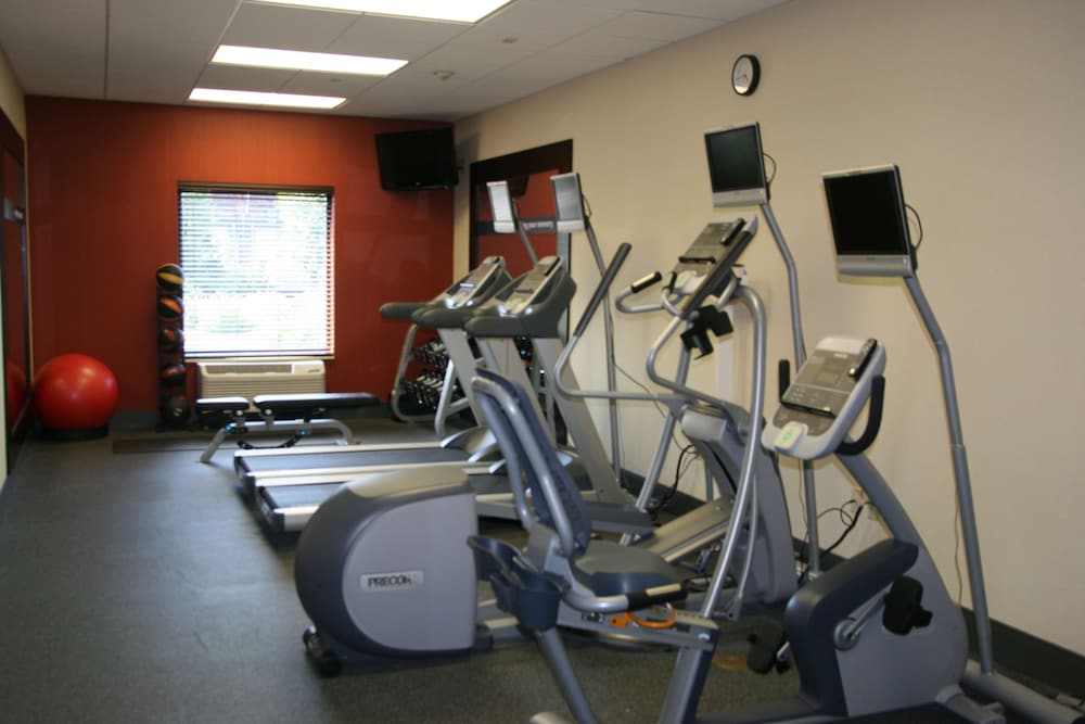 Hampton Inn Garden City Long Island, NY 21/32