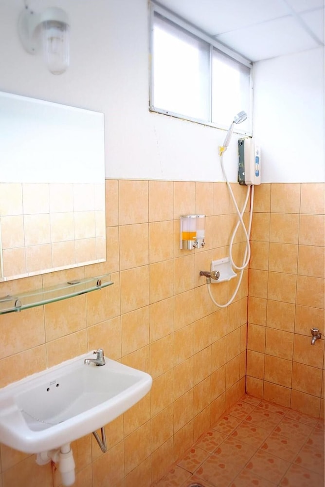 Yen Aura Boutique Hotel 28/28