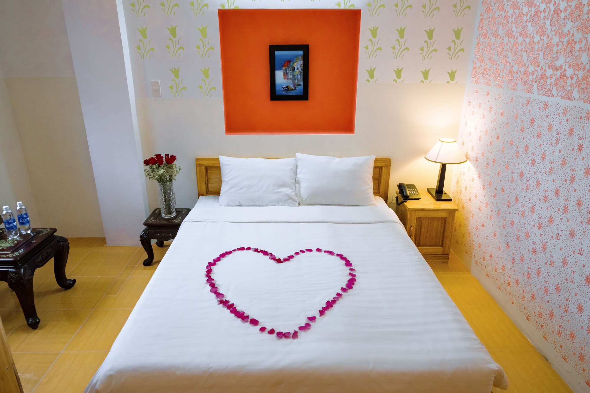 DELUXE, DOUBLE BED, BALCONY