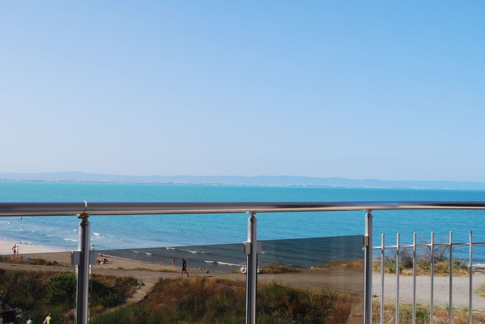 Dune Boutique Hotel 53/67